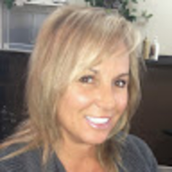 Meet your Posher, Lyssa - Picture 1 of 1